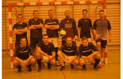 Czarni